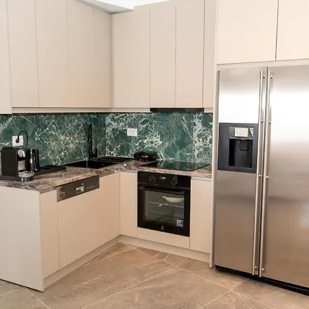 Minimalistic Luxury Apartamento