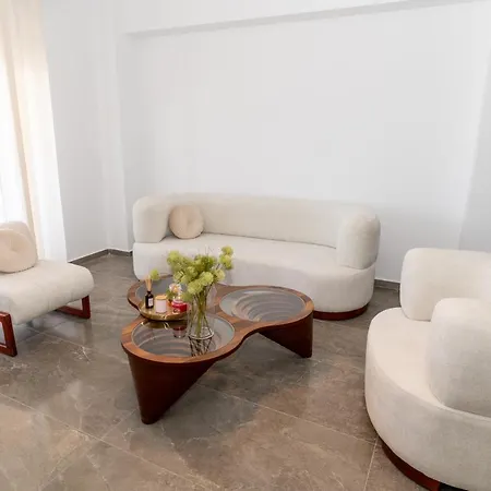 アパート Minimalistic Luxury Sarandë