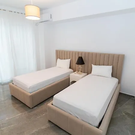 Minimalistic Luxury Apartamento Sarandë