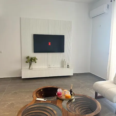 Daire Minimalistic Luxury Saranda